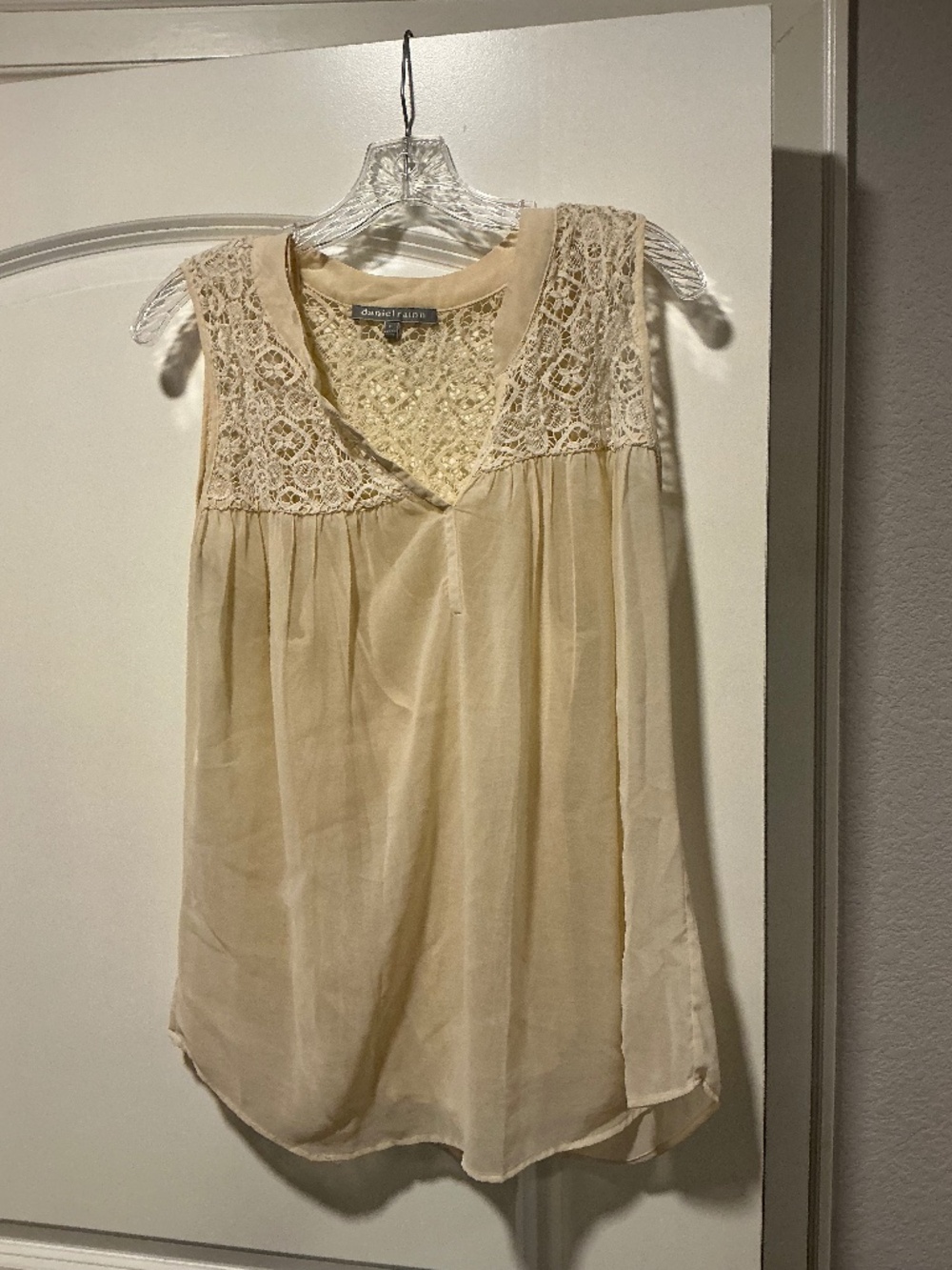 Daniel Rainn Cream Sleeveless Top